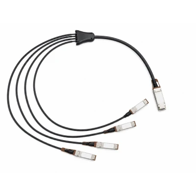 Разветвительный кабель Cisco QSFP-4SFP25G-CU2M=, длина кабельного изделия: 2 м, интерфейс общей стороны: Один QSFP28, интерфейсы разветвлённой стороны: Четыре SFP28