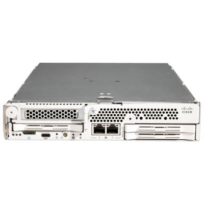 Узел HCI Cisco HCIXENX130C-M8-20U, семейство: XE130c M8, формат: 1RU, половина ширины шасси, семейство процессоров: Intel Xeon 6 SoC с P-ядрами